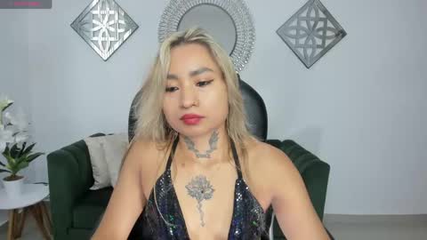 mystic_nova_ online show from 05/30/26, 11:40