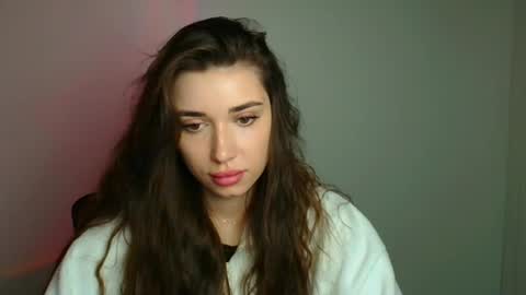 Snapshot of mysticamelia chatting on 02/19/26, 06:31 Amelia online show from 02/19/26, 06:31