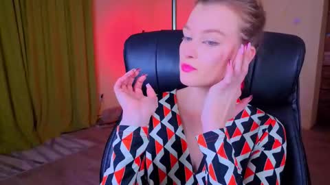 mysticvenus_ online show from 03/12/26, 04:24