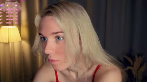 Olivia or just olive online show from 11/27/25, 07:16