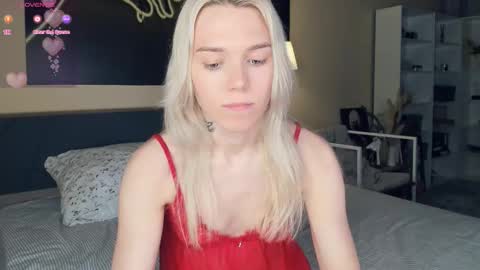 Olivia or just olive online show from 12/14/25, 07:40