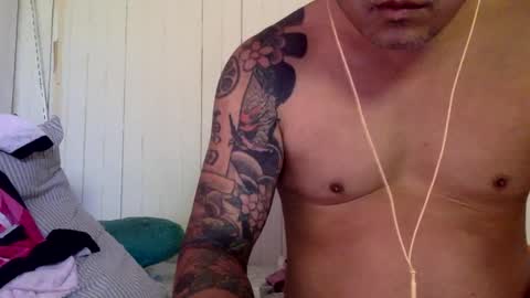 Snapshot of mywi11yisbiggy chatting on 02/02/25, 07:25 str8 dom alphaAsian Daddy type. sorry not bi or  curious but i dont judgediscrimenate. online show from 02/02/25, 07:25
