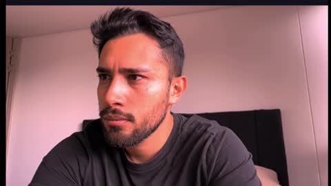 Snapshot of myy_darling chatting on 01/13/26, 08:25 Hi Im Axel online show from 01/13/26, 08:25