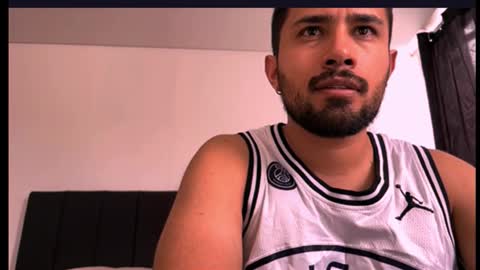 Snapshot of myy_darling chatting on 01/15/26, 07:50 Hi Im Axel online show from 01/15/26, 07:50