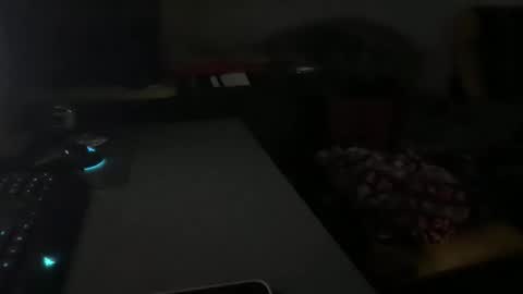 Snapshot of myztikal69 chatting on 12/15/25, 01:32 myztikal69 online show from 12/15/25, 01:32