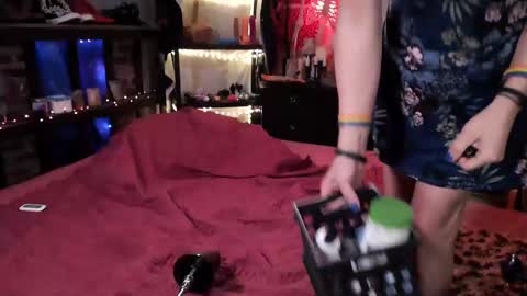 Snapshot of mzjadenyxxx chatting on 11/16/25, 07:03 Jade Nyxxx online show from 11/16/25, 07:03