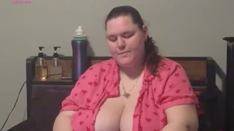 Mzjuicybootay online show from 12/17/25, 10:32