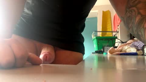 Snapshot of n0facen0case1 chatting on 09/10/25, 03:01 n0facen0case1 online show from 09/10/25, 03:01