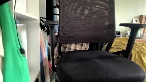 Snapshot of n0facen0case1 chatting on 10/22/25, 03:45 n0facen0case1 online show from 10/22/25, 03:45