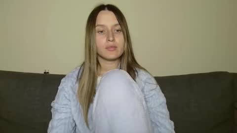 Eva online show from 03/01/25, 08:21