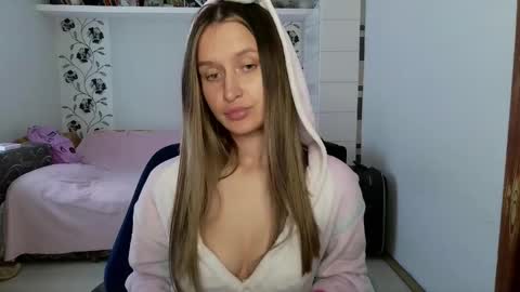 Eva online show from 09/25/25, 02:32