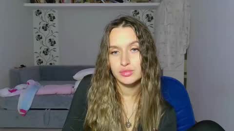 Eva online show from 11/24/25, 04:29