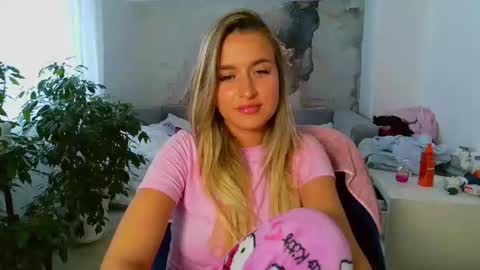 Eva online show from 07/23/26, 11:41