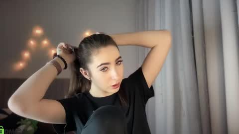 Snapshot of nabi_kiotaa chatting on 03/03/25, 09:15 Nabi online show from 03/03/25, 09:15