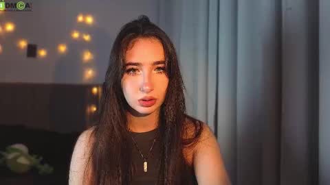 Snapshot of nabi_kiotaa chatting on 09/19/25, 04:07 Nabi online show from 09/19/25, 04:07