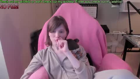 Snapshot of nacmar chatting on 07/10/26, 07:38 Natalie Marlo online show from 07/10/26, 07:38