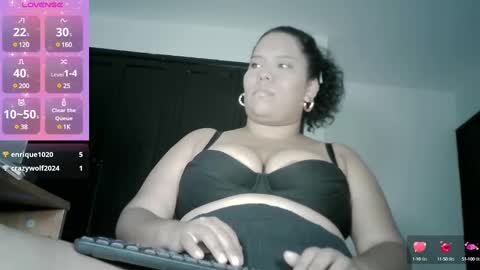 Snapshot of nadia516__ chatting on 02/27/25, 07:26 lara online show from 02/27/25, 07:26