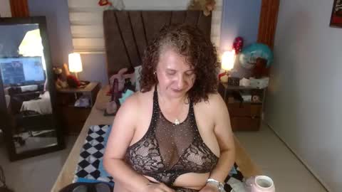 Snapshot of nadia_84 chatting on 09/24/25, 07:50 nadia_84 online show from 09/24/25, 07:50