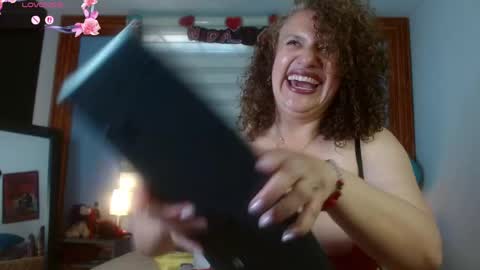 nadia_84 online show from 05/09/26, 02:00