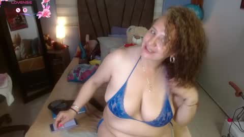 nadia_84 online show from 05/16/26, 01:43