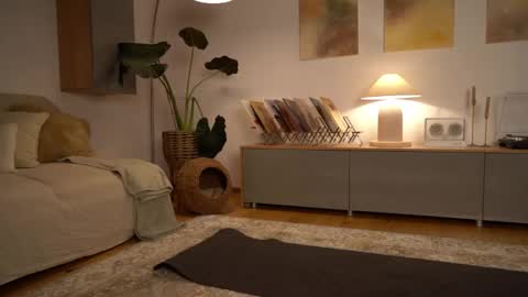 Nadia online show from 11/30/25, 08:35