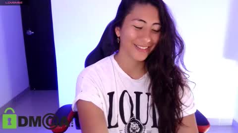 Snapshot of nadia_palmer chatting on 11/25/25, 07:36 Nadi online show from 11/25/25, 07:36