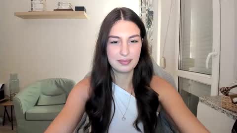 Nadiaaa006 online show from 10/27/25, 05:17