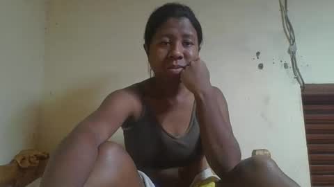 nadiasando online show from 11/27/25, 09:55