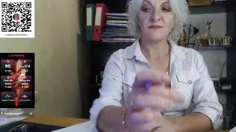 Snapshot of nadin_slut chatting on 10/07/25, 02:25 Nadin online show from 10/07/25, 02:25