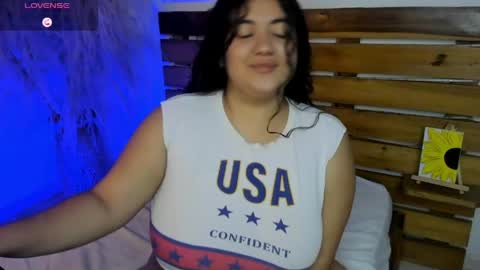 Nadine online show from 05/22/26, 10:37