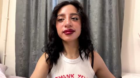 Snapshot of nadinevanni chatting on 07/03/26, 04:35 Leya online show from 07/03/26, 04:35