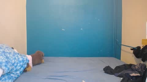 nadinnnea online show from 03/04/25, 01:49