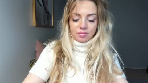 Nadyasoft online show from 01/22/25, 08:06