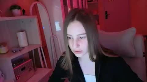 naebina online show from 10/27/25, 05:33