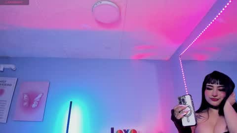 Naenia online show from 02/28/26, 03:51