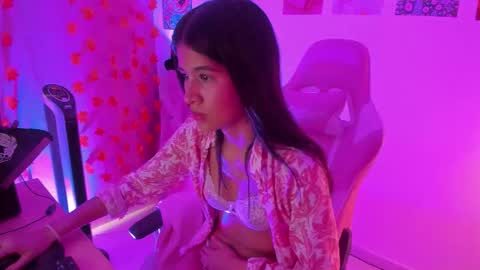 Nahara Soler online show from 11/03/25, 03:02