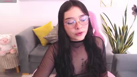  Nahia  online show from 07/16/26, 02:56
