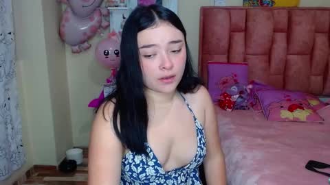 nahia cute     only   online show from 02/18/25, 07:30