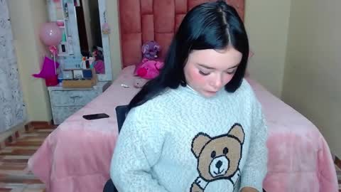 nahia cute     only   online show from 03/11/25, 04:18