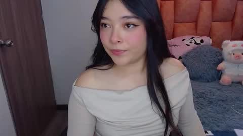 nahia cute     only   online show from 02/17/26, 02:02