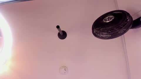 Snapshot of nahia_low chatting on 01/19/25, 05:58 Valeria online show from 01/19/25, 05:58