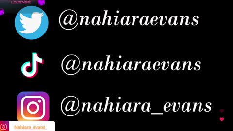 Snapshot of nahiara_evans_ chatting on 09/13/25, 11:10 NAHIARA EVANS online show from 09/13/25, 11:10