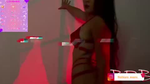 Snapshot of nahiara_evans_ chatting on 06/08/26, 01:11 NAHIARA EVANS online show from 06/08/26, 01:11