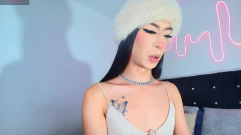 Snapshot of nahiavictoria chatting on 05/15/26, 09:22 NahiaVictoria online show from 05/15/26, 09:22
