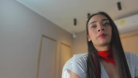 Snapshot of nahimithompson chatting on 01/31/26, 07:11 Nahimi online show from 01/31/26, 07:11