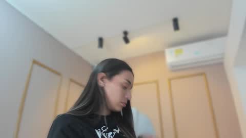 Snapshot of nahimithompson chatting on 02/02/26, 07:12 Nahimi online show from 02/02/26, 07:12