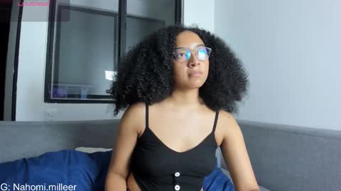 Laura online show from 11/13/25, 01:37