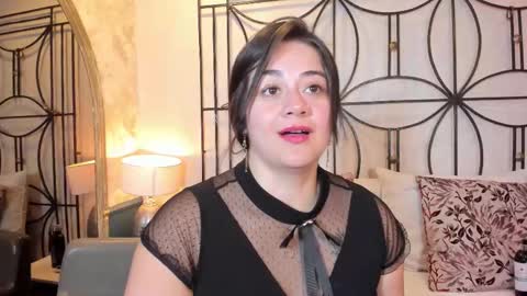Snapshot of nahomi_sweett chatting on 09/25/25, 11:03 Nahomi online show from 09/25/25, 11:03