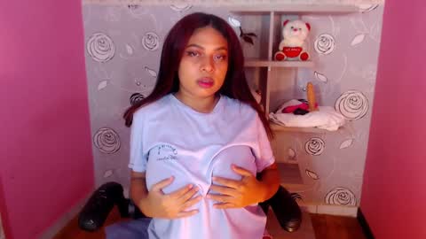 Snapshot of nahomi_tyler chatting on 02/09/25, 03:11 Nahomy online show from 02/09/25, 03:11