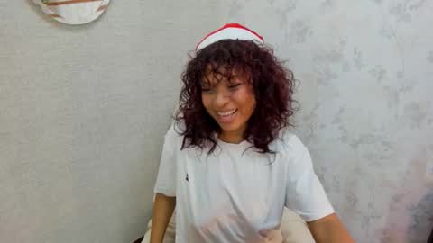 Snapshot of nahomi_tyler chatting on 12/14/25, 10:14 Nahomy online show from 12/14/25, 10:14